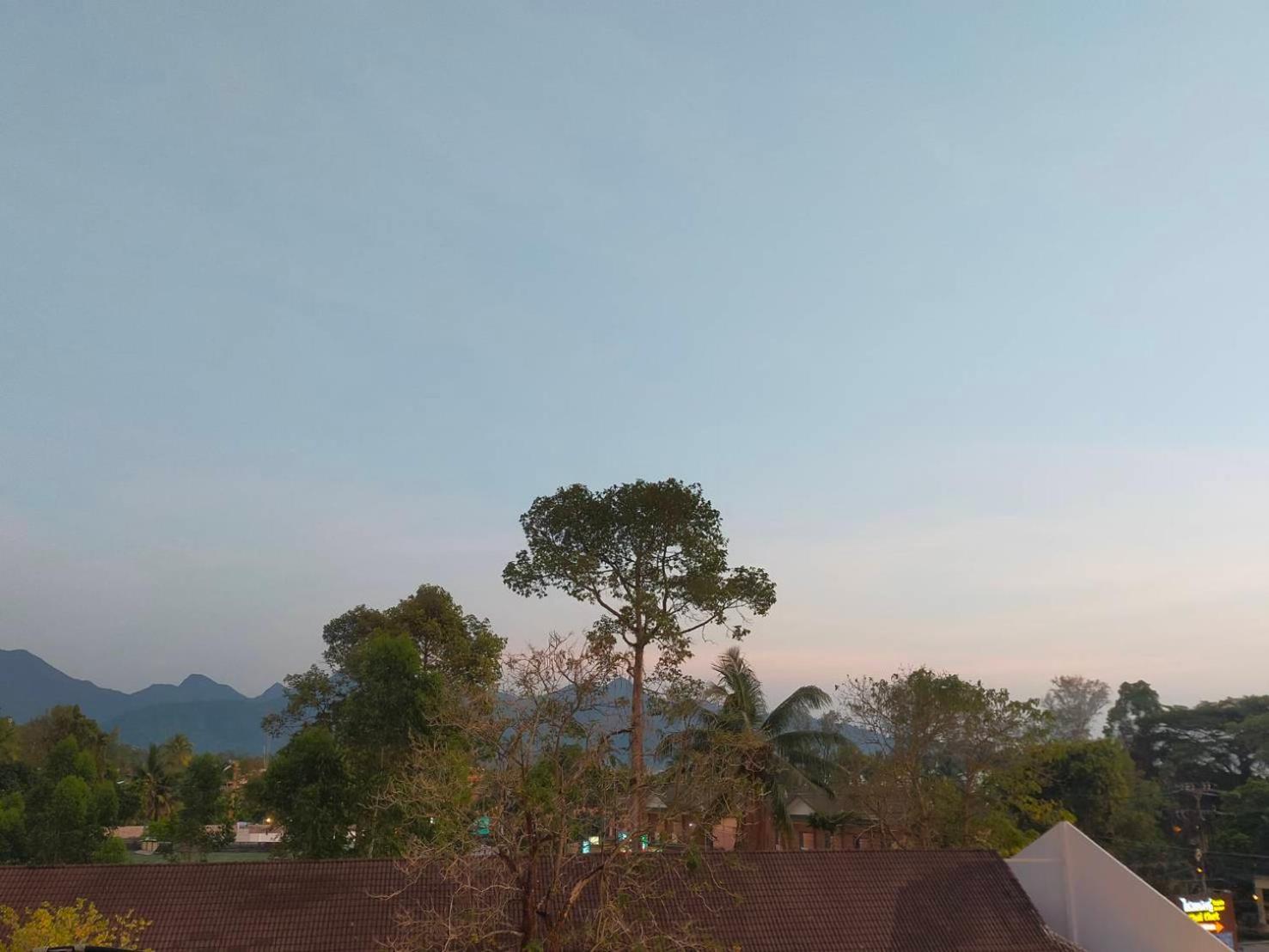 Eastique Hotel Koh Chang Trat Extérieur photo